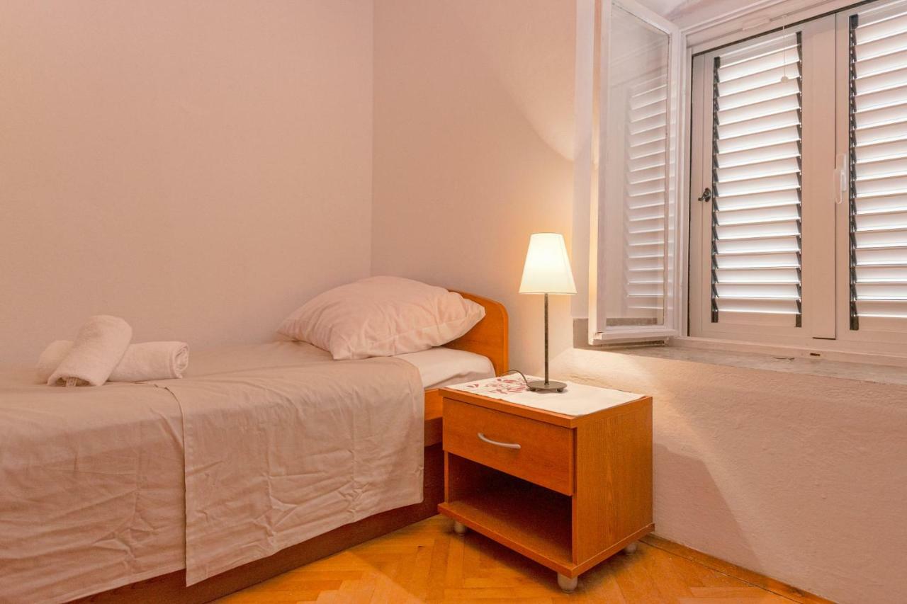 Apartment Mediteran 斯塔里格勒 外观 照片