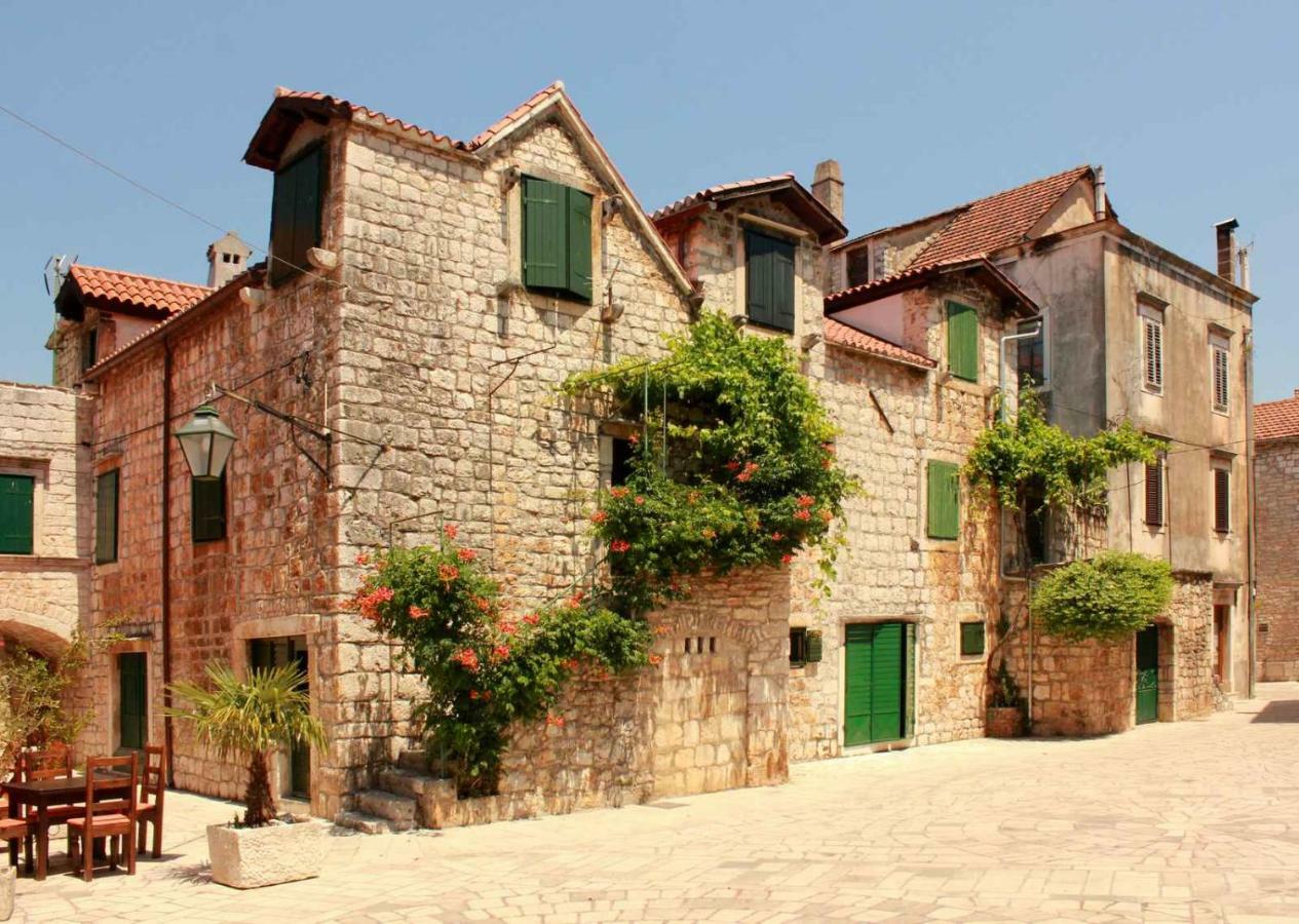 Apartment Mediteran 斯塔里格勒 外观 照片